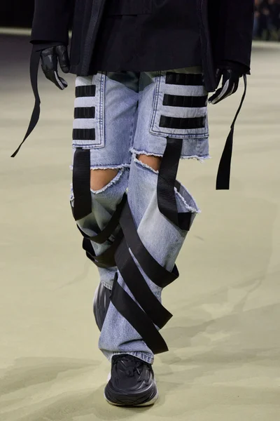 Look 55